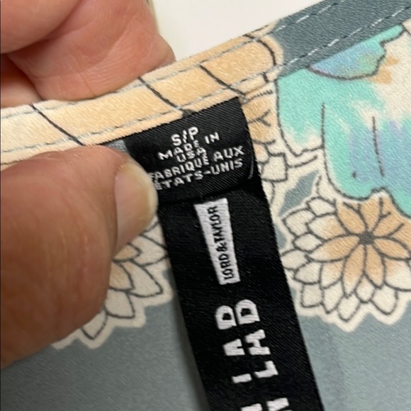 Lord & Taylor Floral Print V-Neck Dress - Picture 3 of 10